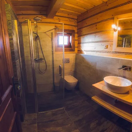 Πανσιόν Koliba Holica Huty