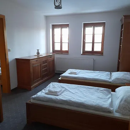 Koliba Holica Πανσιόν Huty